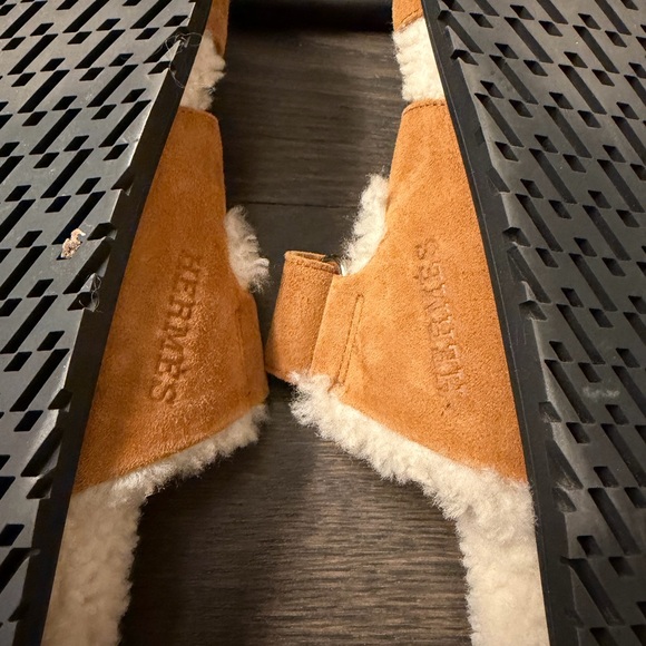 Hermes Suede Goatskin Woolskin Chypre Sandals 100% Authentic Naturel/écru - Picture 8 of 10